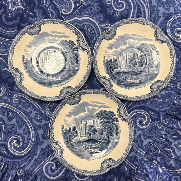 Johnson brothers vintage old Britain castles blus and white saucer 3 available - Picture 1 of 4